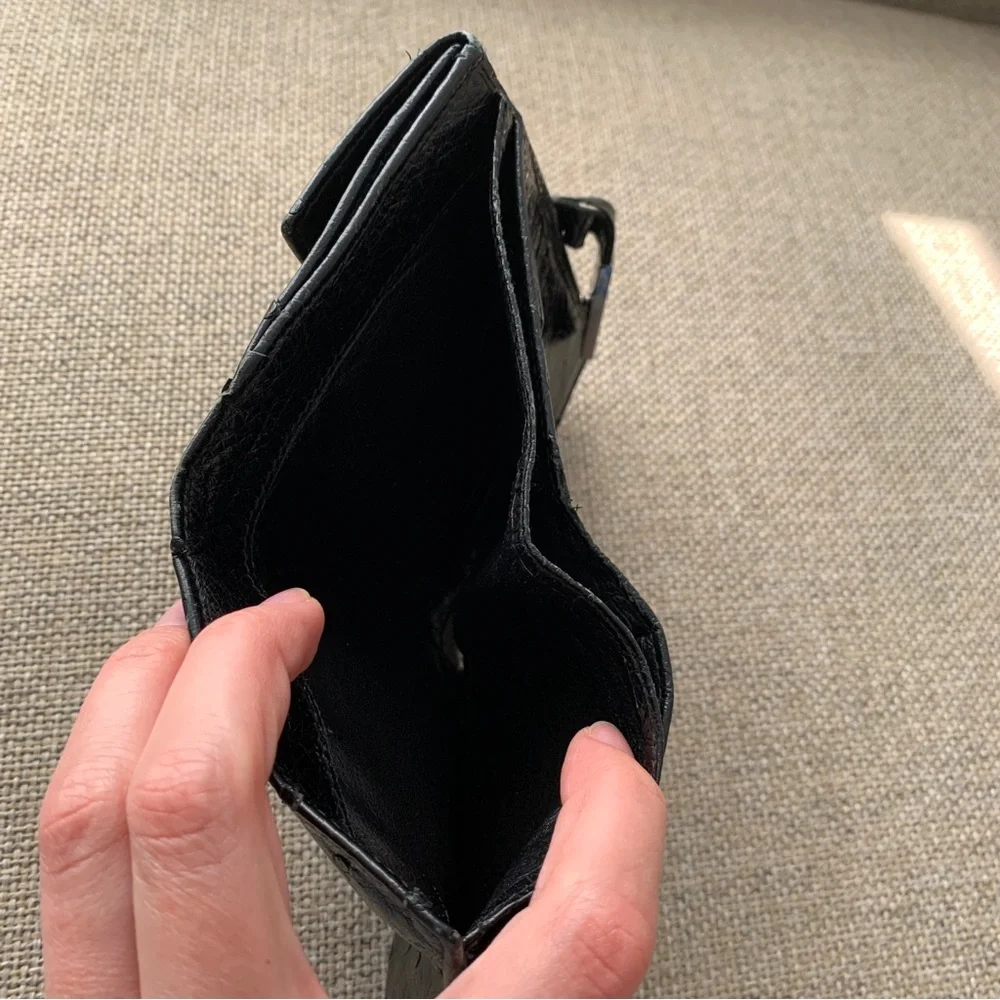 Gucci Ostrich Leather Black Wallet Compact Bifold Coin Pocket Italy Designer - Picture 10 of 12